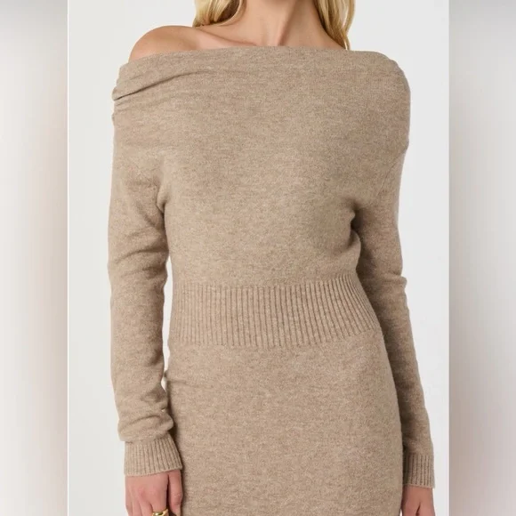 ASTR the Label off-shoulder long sleeve sweater dress - Picture 2 of 5